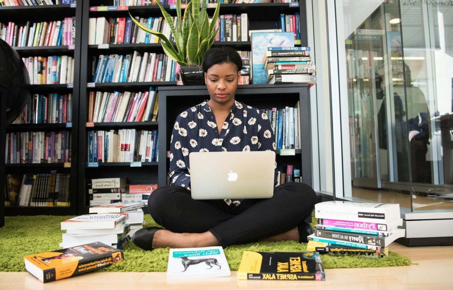 Complex blockchain protocol analysis dashboard